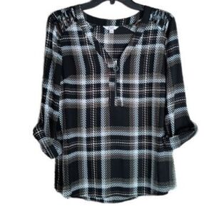 Candie’s Black & White Plaid Roll Tab Sleeve Blouse